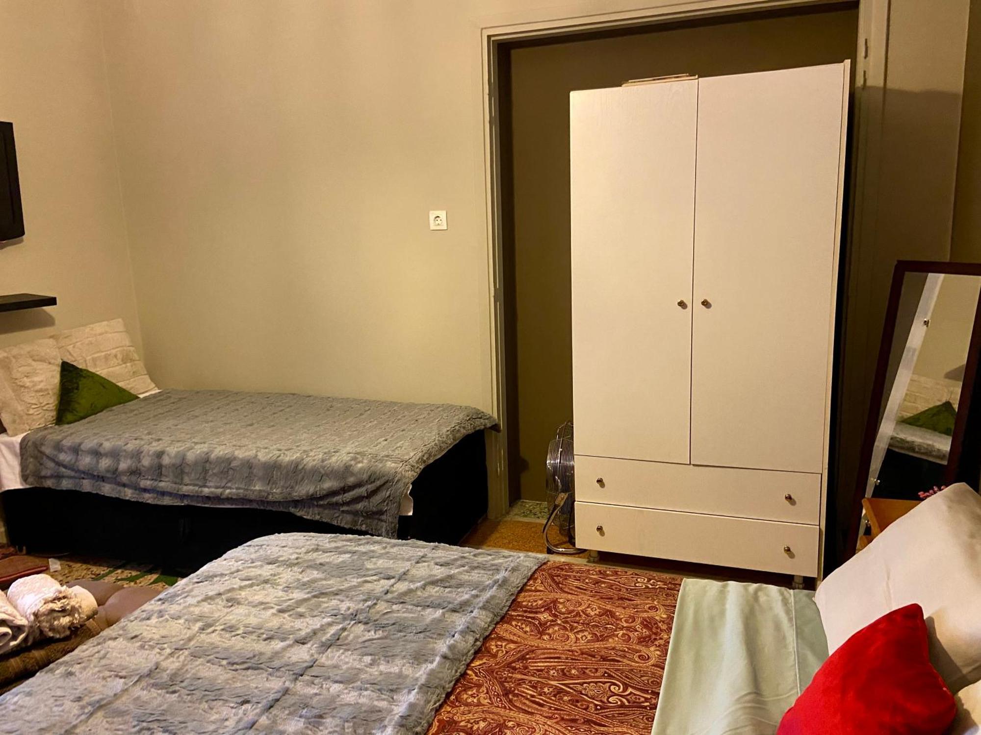 Close To Train Station Appartement